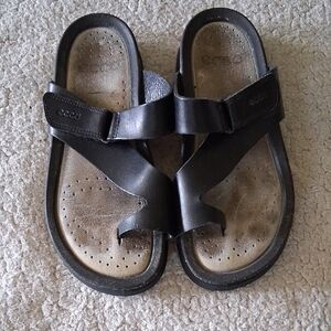 Ecco Women's Black Leather Sandals Eur 39